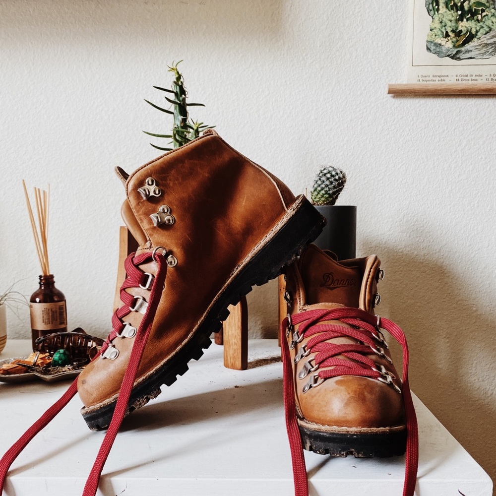 COPY - Danner Boots Mountain Light Cascade